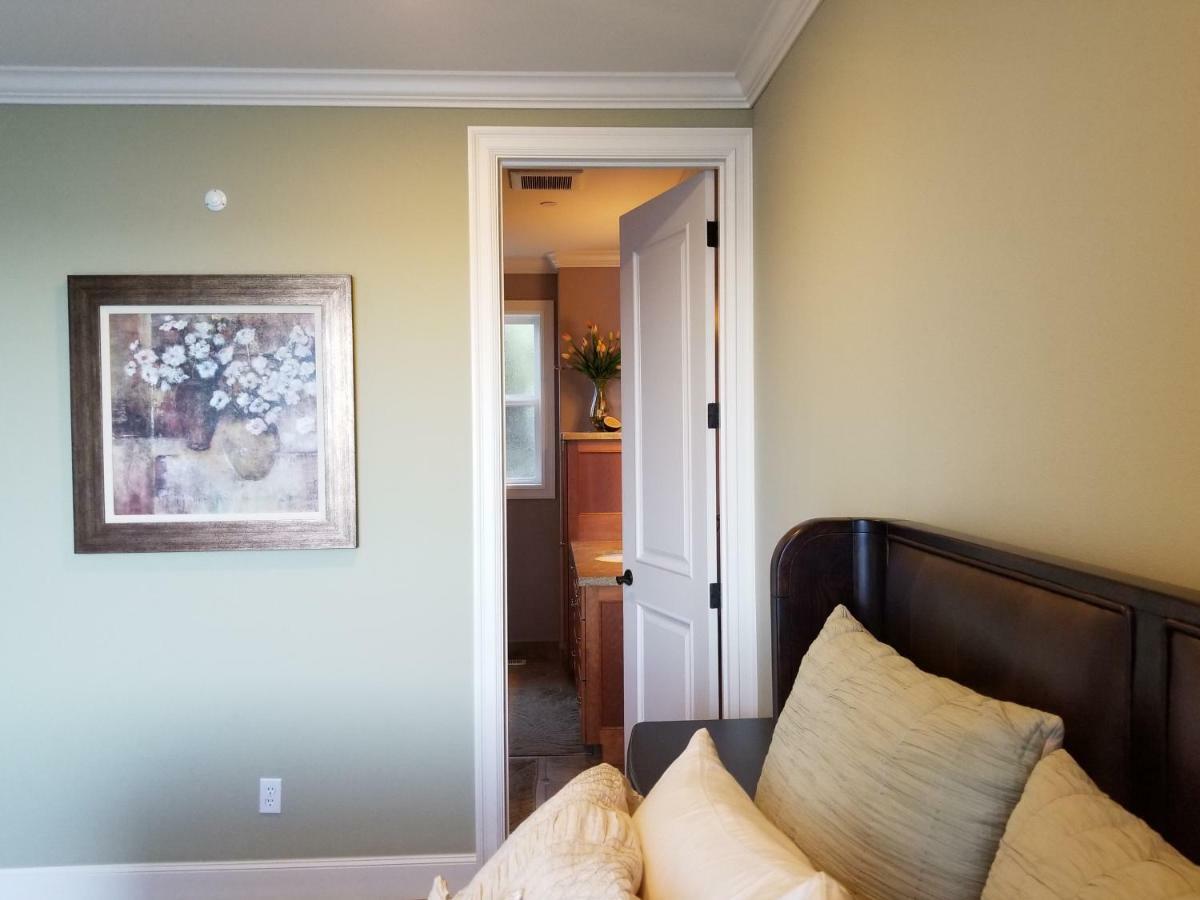 Redondo Waterfront House With A Private Room Federal Way Extérieur photo